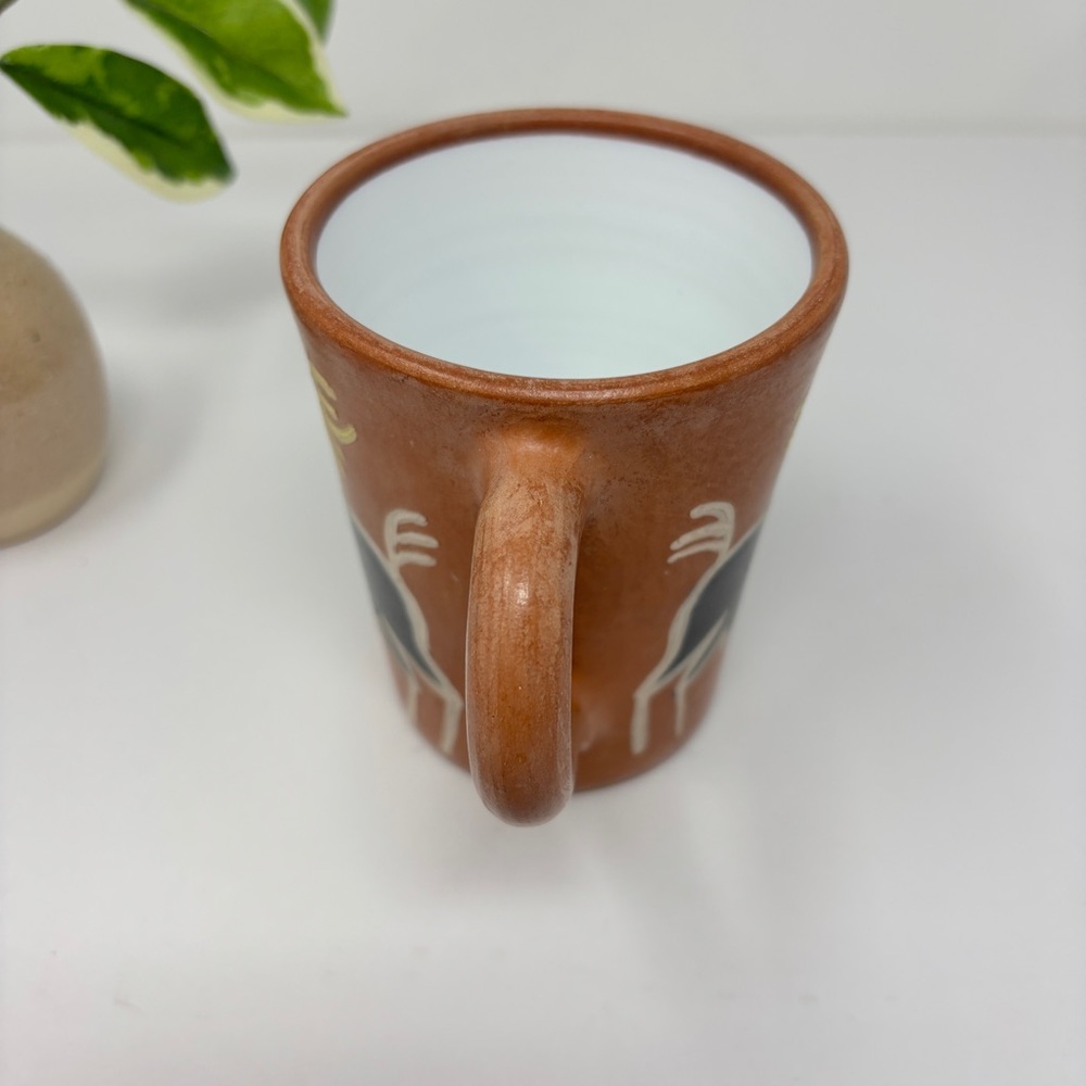 Peru Pottery Earthenware Clay Handpainted Mug - Picture 5 of 7